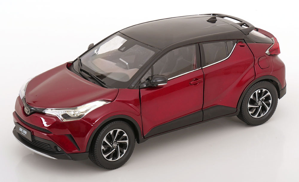 1:18 TOYOTA Izoa (2020), red metallic/black - 106029