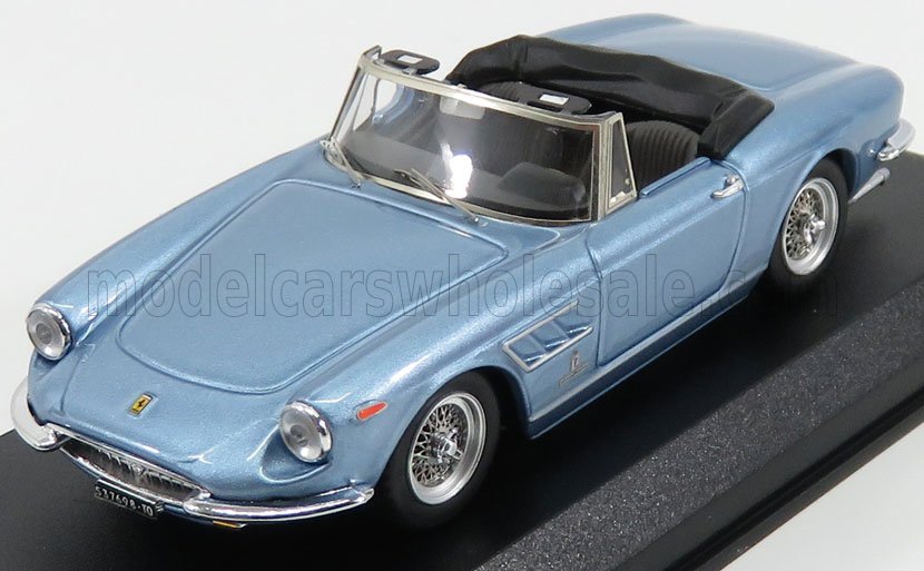 1:43 FERRARI 330 Gts Cabriolet (1967), Light Blue Met - 9714