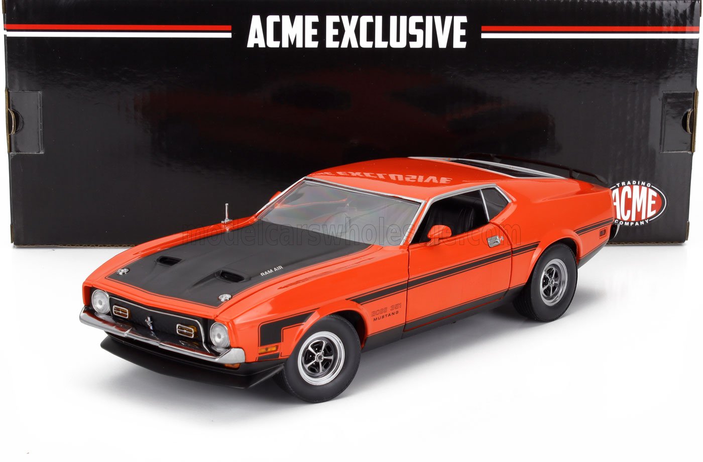 1:18 FORD Mustang Boss 351 Ram Air Coupe (1971), Orange Black - 03627