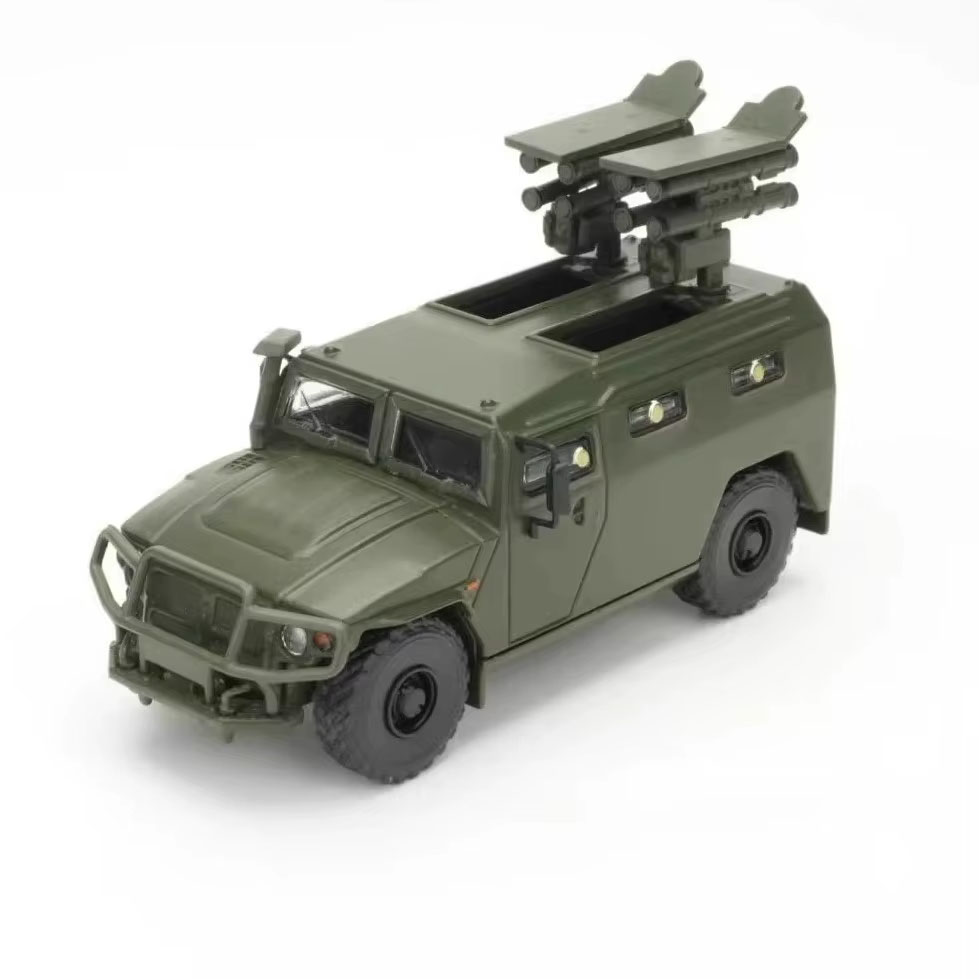 1:64 Горький Тигр с ПТРК Корнет-Д, army green - TJ1010