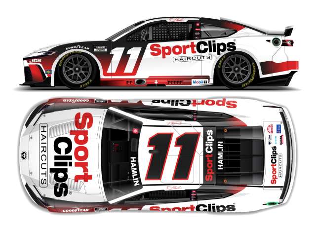1:64 Toyota Camry XSE #11 Denny Hamlin *Sport Clips*, white/red/black 2025 - C112565SPCDH