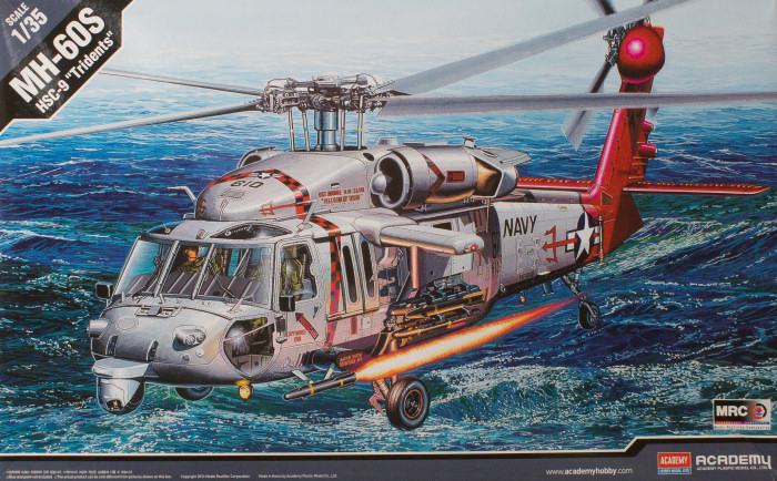 1:35 Сборная модель Вертолет MH-60S HSC-9 'Tridents' - 12120