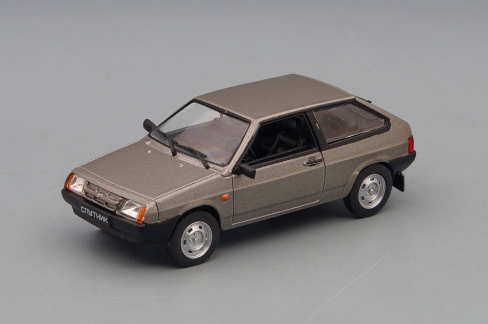 1:43 Волжский автомобиль 2108 Спутник 1984-2003 гг., Автолегенды СССР 264, серый металлик - AL264