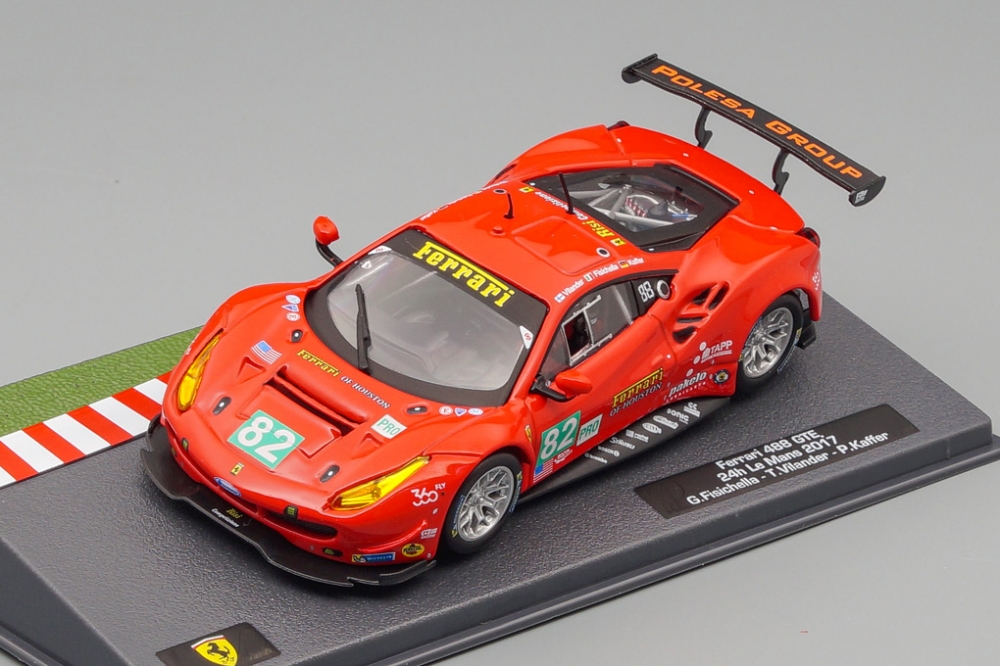 1:43 Ferrari 488 GTE - 24h Le Mans 2017 G. Fisichella - T. Vilander - P. Kaffer - FRT043