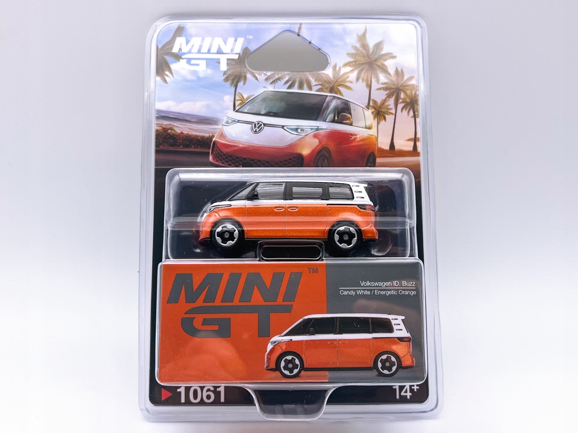 1:64 VOLKSWAGEN ID. Buzz Caravelle (2022), white/orange - MGT01061-BL