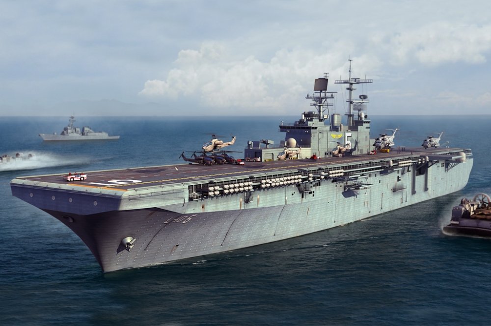 1:700 Сборная модель Корабль USS Bataan LHD-5 - 83406
