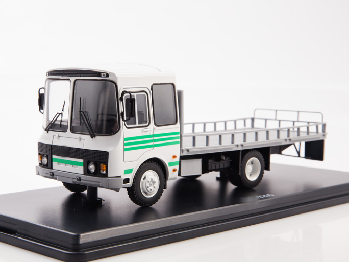 1:43 Павловский 3205 внутризаводской транспорт, белый / серый - 0182MP