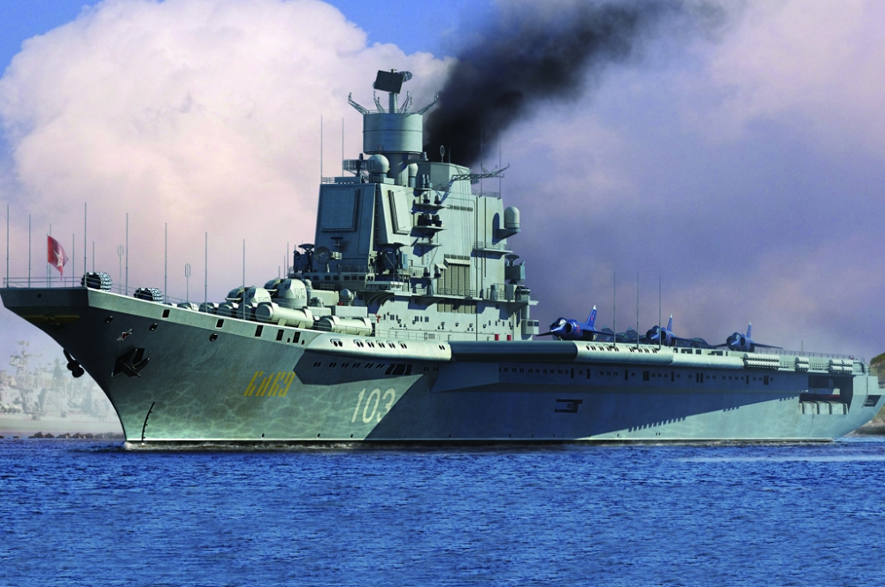 1:700 Сборная модель Корабль Soviet Aircraft Carrier Baku - 83416
