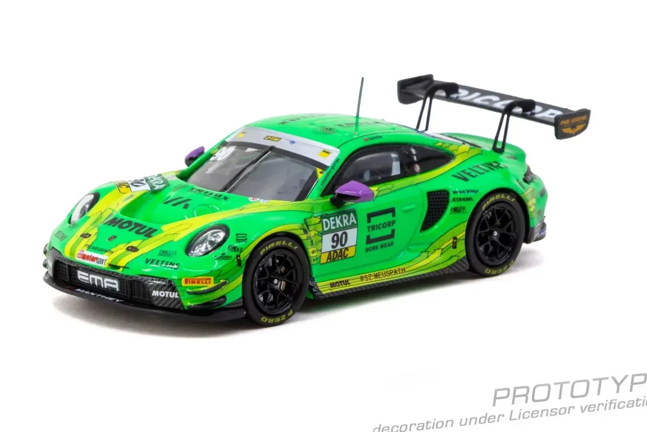 1:64 PORSCHE 911 (992) GT3 R Ayhancan Guven DTM Champion (2025), green - T64-084-25DTM90
