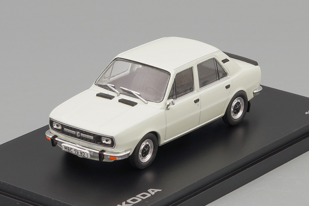 1:43 SKODA 120L (1982) - 724EB