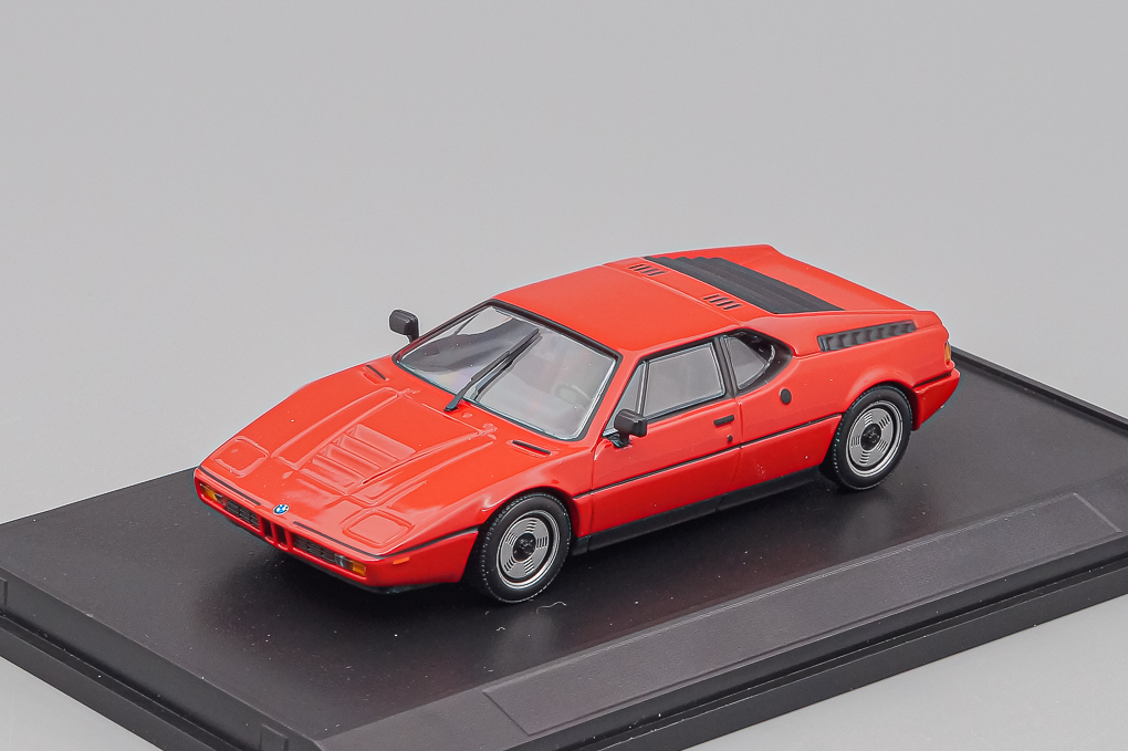 1:43 BMW M1 (1980), red - 943025023-X1