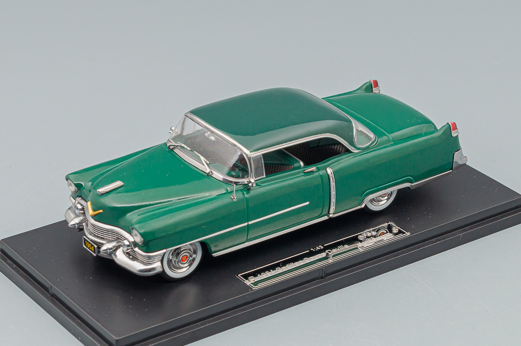 1:43 CADILLAC Coupe Deville (1954), green - 43026A