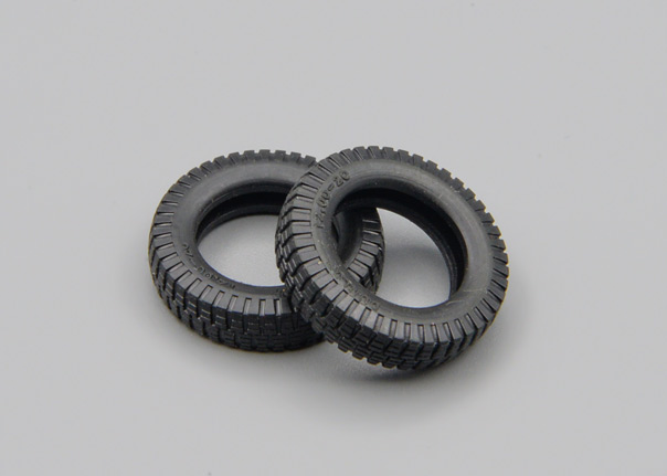 1:43 Резина Dunlop 12.00-20, цена за шт. - XR172