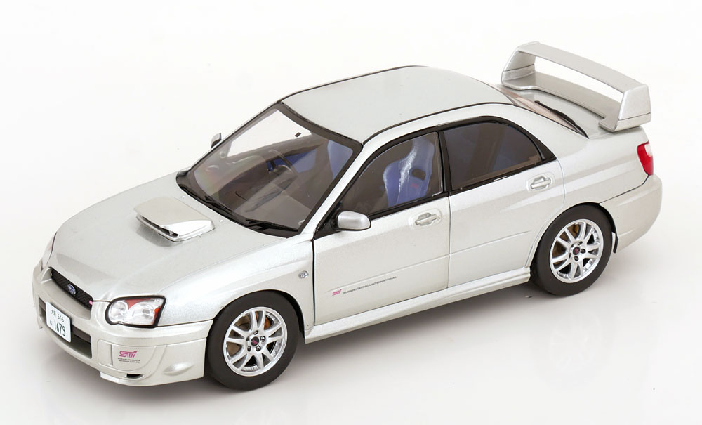 1:18 SUBARU Impreza WRX STI (2003), silver - S1812303