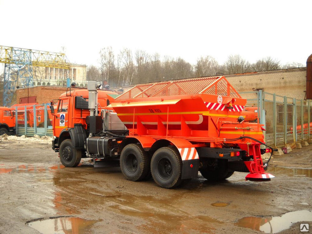 1:43 Набор для конверсии КАМАЗ 6520/53213 'КДМ-405' бенкер пескоразбрасыватель - D43034