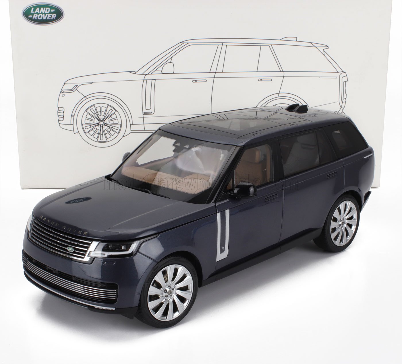 1:18 LAND ROVER Range Rover (2022), Blue - LCD18017-BU