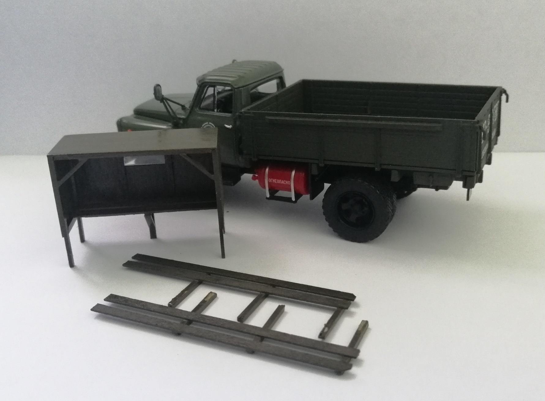 1:43 Будка и борта для Горький 51, 52, 53, МРС 1-52 (НАП, DIP, AVD, ModelPro) - GRUZ036