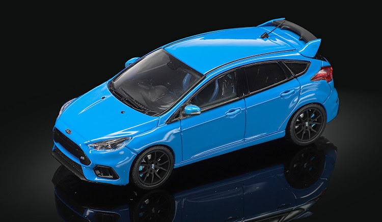 1:64 FORD Focus RS (2018), nitrous blue - 60065