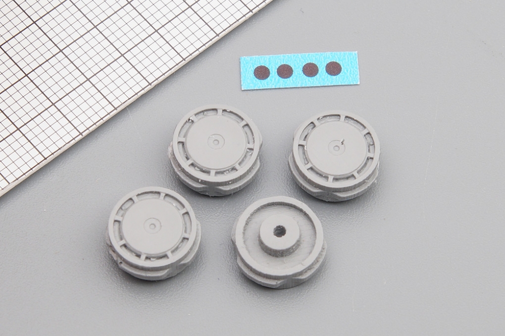 1:43 Диски для ГАЗ-2410, ГАЗ-3102, ГАЗ-21029с декалью - MAX-D078