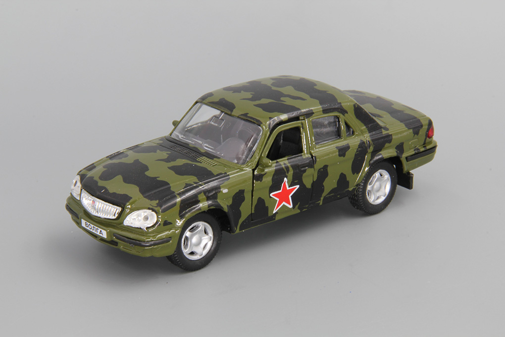 1:43 Горький 31105 Армейская, камуфляж - 33903