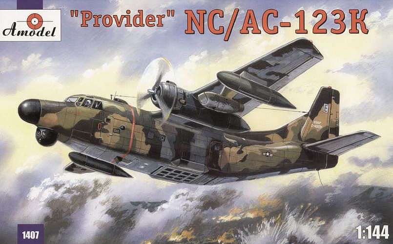 1:144 Сборная модель Американский военный самолёт Fairchild NC / AC-123k 'Provider' («Блэк Спот») - 1407
