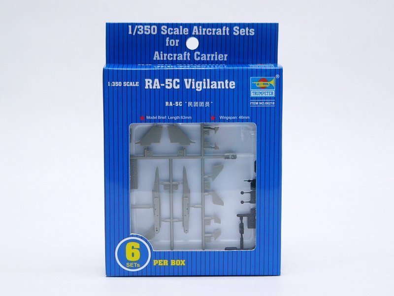 1:350 Сборная модель Американский самолет-разведчик North American RA-5C Vigilante - 06218