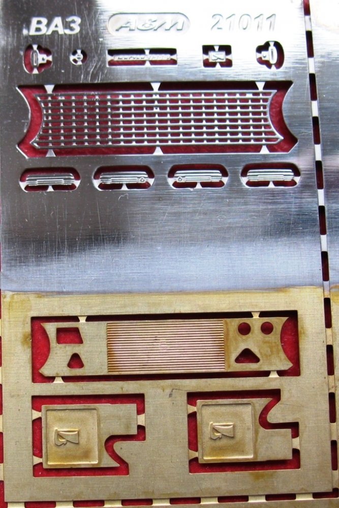 1:43 Фототравление Волжский автомобиль 21011 - EM-002