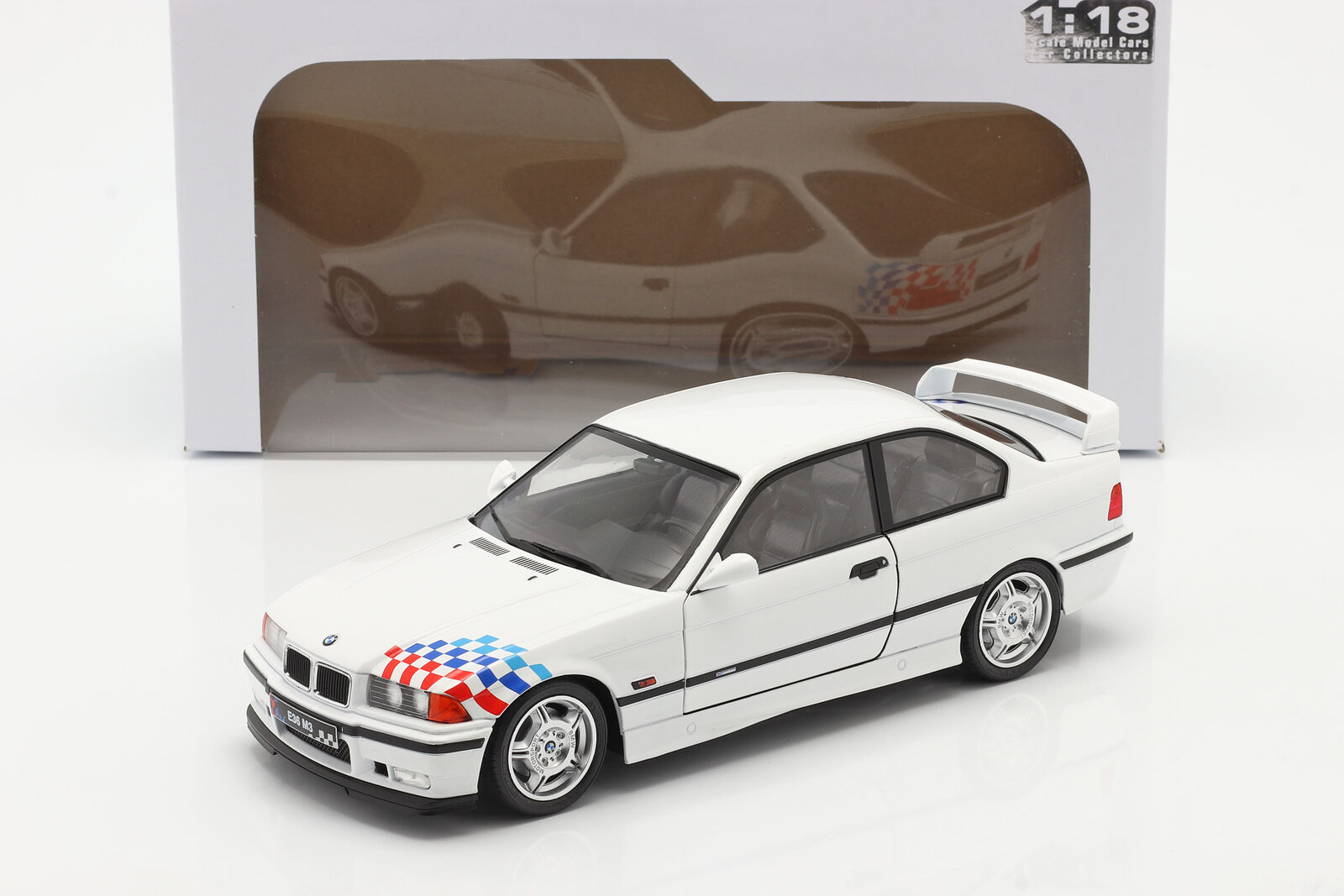 1:18 BMW M3 (E36) Lightweight (white) - S1803903