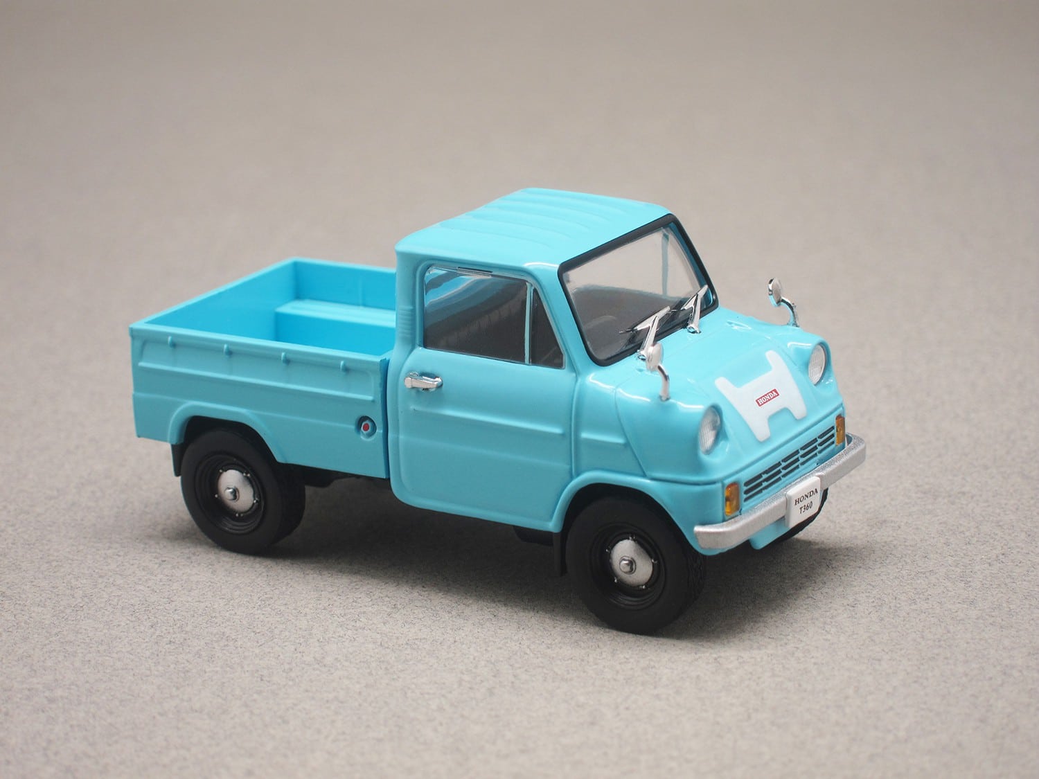 1:43 HONDA T360 Pick-Up (1963), light blue - F43-080