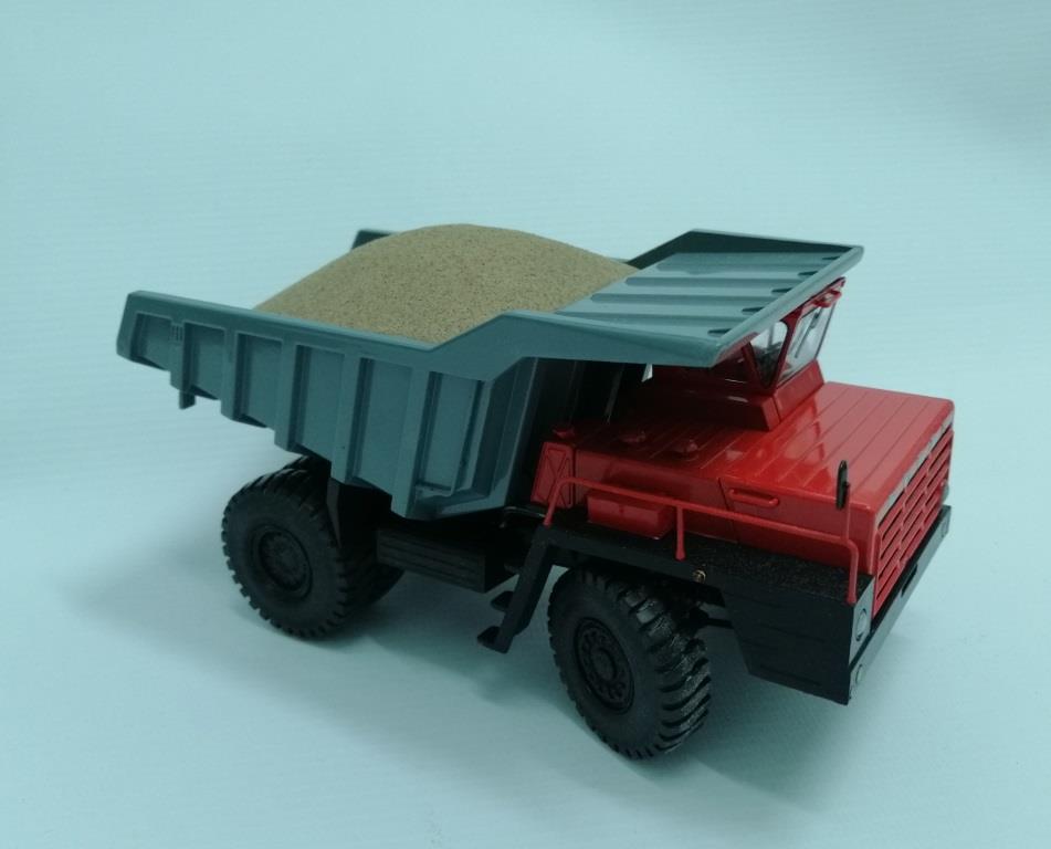 1:43 Груз в кузов песок для БЕЛАZ 540а - GRUZ028