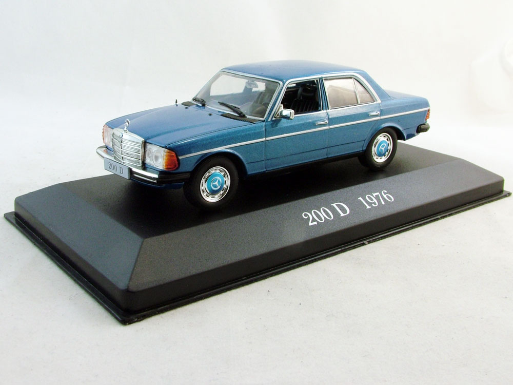 1:43 MERCEDES-BENZ 200 D (1976), Mercedes-Benz Offizielle Modell-Sammlung 27, синий - MB027