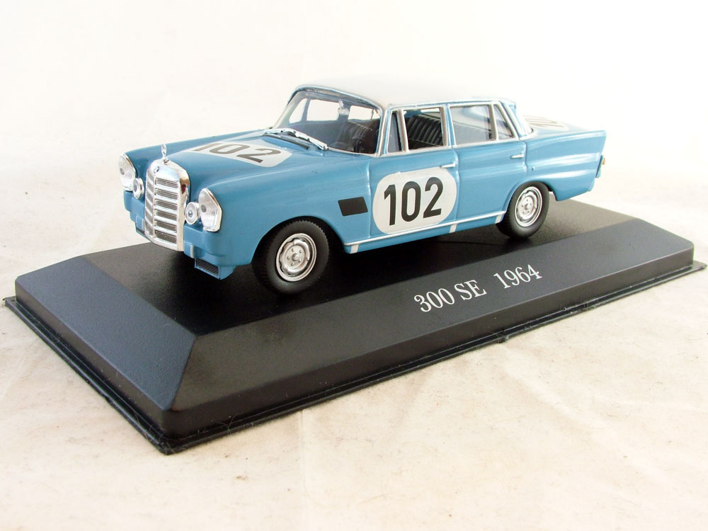 1:43 MERCEDES-BENZ 300 SE (1964), Mercedes-Benz Offizielle Modell-Sammlung 74, голубой - MB074
