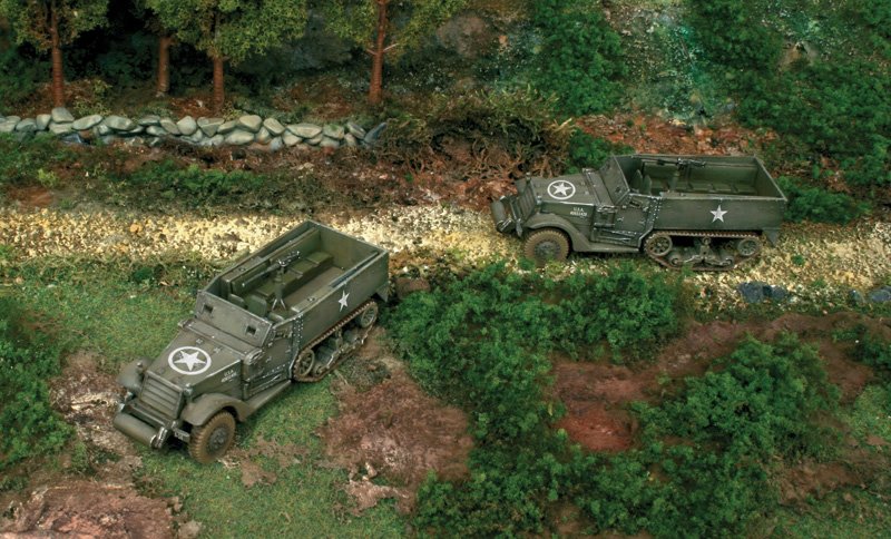 1:72 Сборная модель Бронетранспортер M3 HALF TRACK - 7509
