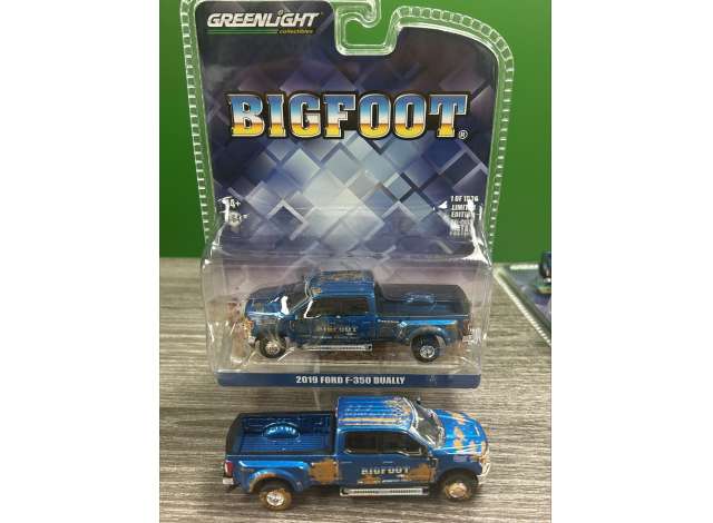 1:64 FORD F-350 Dually *Big Foot* Dirty Version, blue 2019 - 51457B