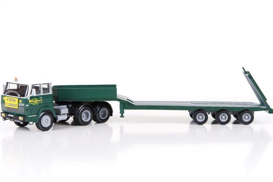 1:43 HANOMAG HENSCHEL F221 PORTE-ENGINS WAGNE (1967), green - 695694