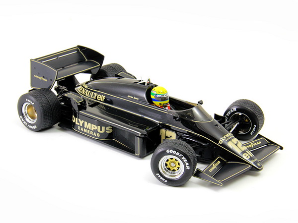1:18 (Уценка!) LOTUS RENAULT 97T 'JPS' #12 Ayrton Senna GP Portugal 1985 - SENR18001-Z1