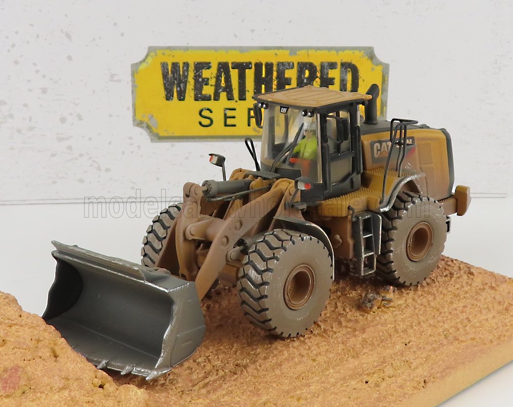 1:50 CATERPILLAR Cat966m Ruspa Gommata - Scraper Tractor Weathered Medium Wheel Loader, Yellow Black - 85703