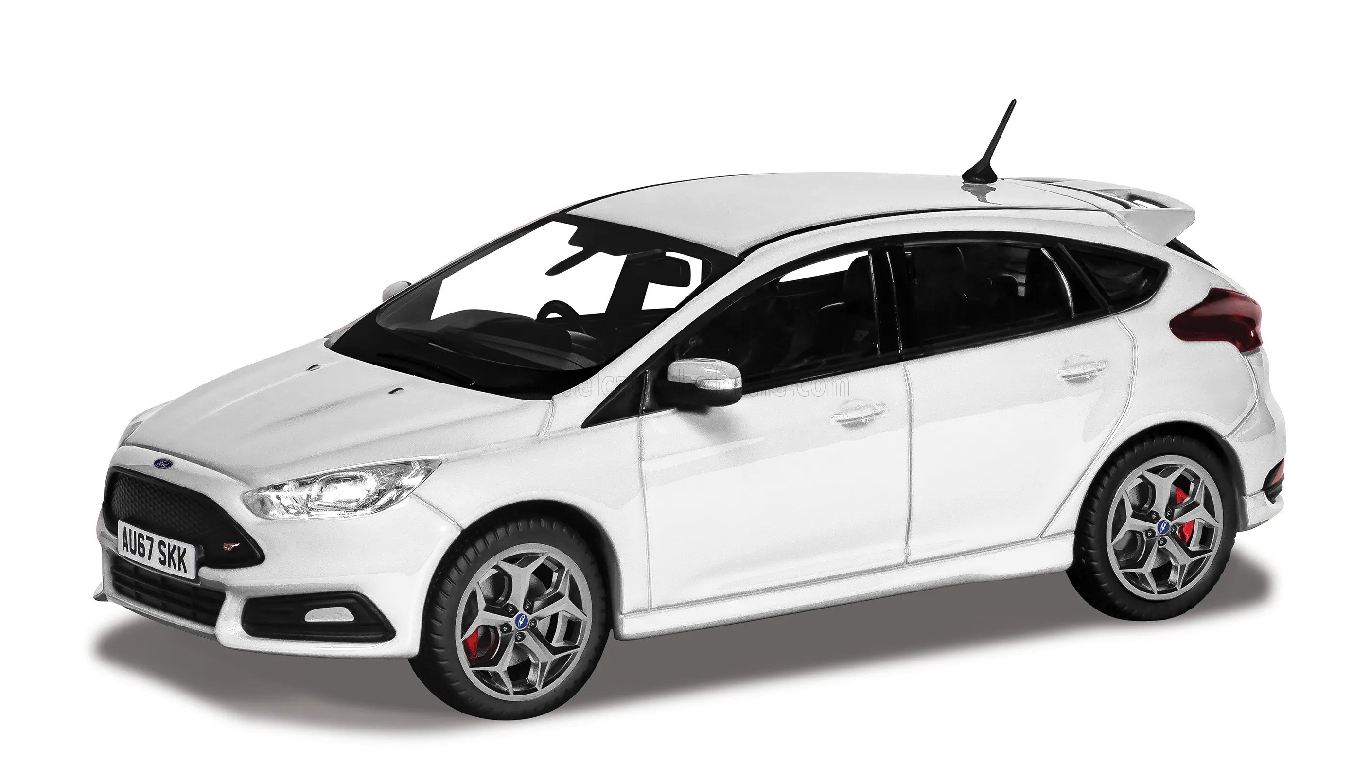 1:43 FORD Focus MKIII ST2 (2018), white - VA15309