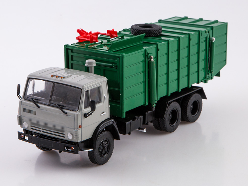 1:43 Мусоровоз КО-415А (53213), серый / зеленый - 103252