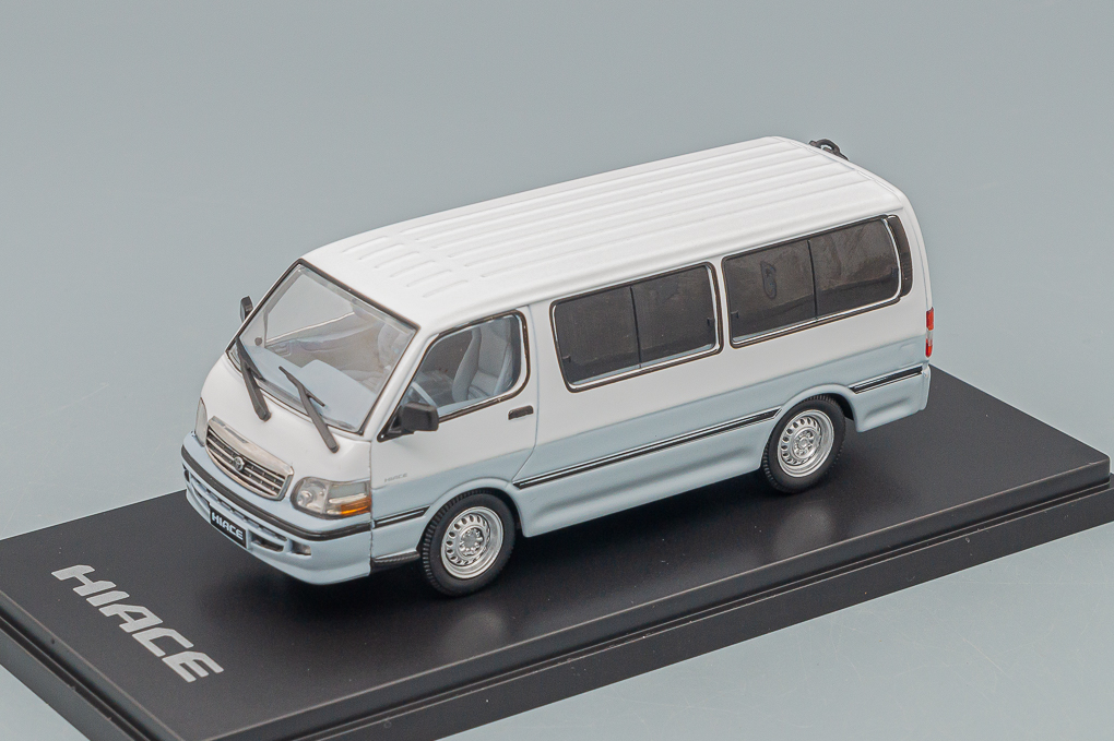 1:43 TOYOTA Hiace H100 (1996), white / silver - H100R