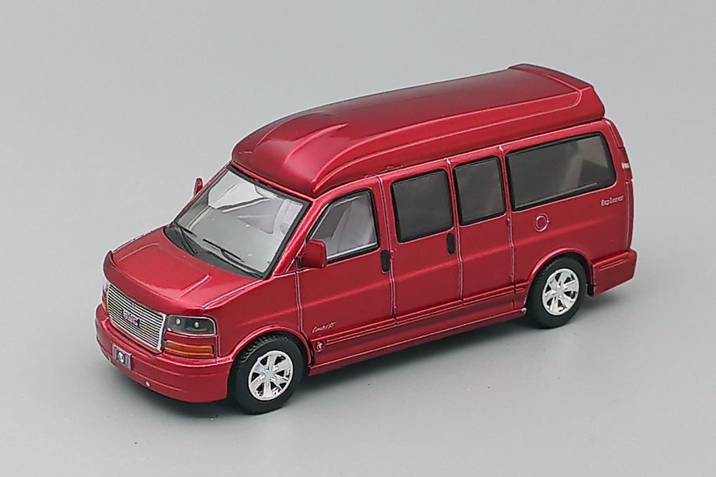 1:64 GMC Savana Explorer Limited SE (2006), wine red - LL-057-290