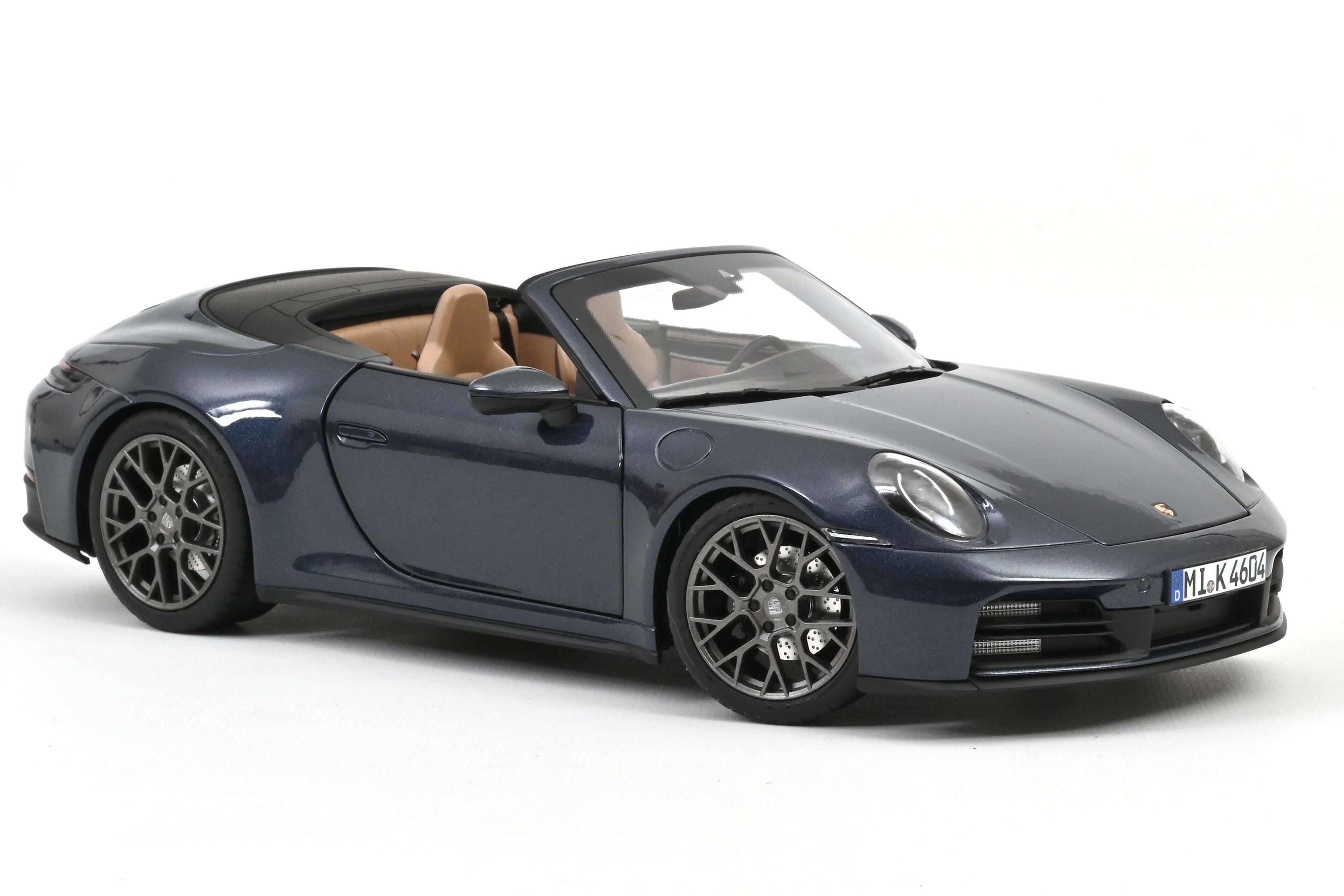 1:18 PORSCHE 911 Carrera Cabriolet (992.2) (2025), Yachting Blue Metallic - 187180