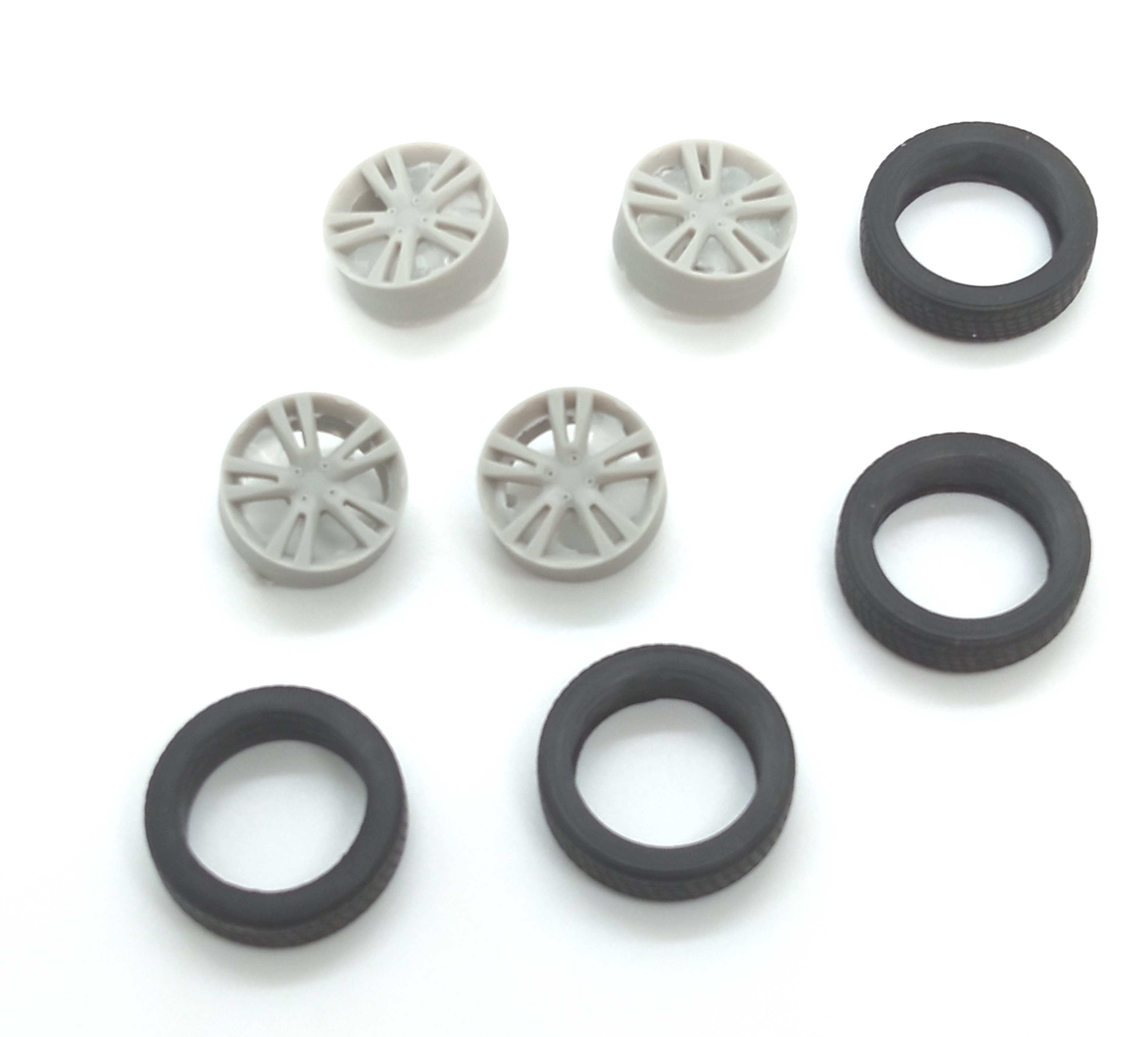 1:43 Набор колес Волжский Vesta Cross - SG051