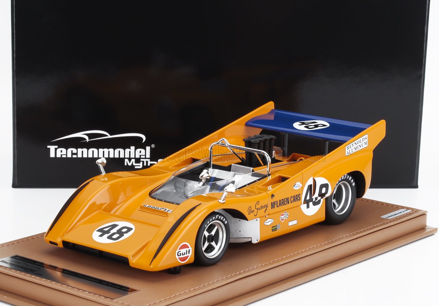 1:18 McLAREN M8d Can-am №48 Winner Mont Tremblant 1970 Dan Gurney - Con Vetrina - With Showcase, Orange - TM18-331C