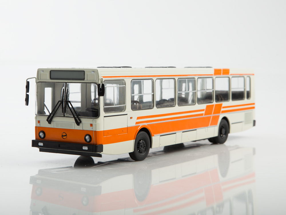 1:43 Ликинский 5256 городской, бело-оранжевый - 900391