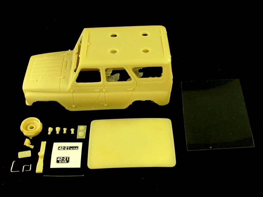 1:43 Транскит УАЗ-469Б опытный (31512) - ICV030TK