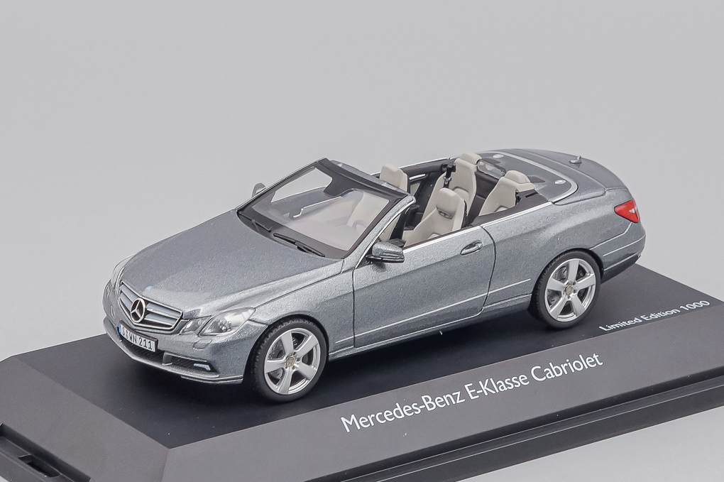 1:43 МERCEDES-BENZ E-Klasse Cabriolet A207 (2010), silver - 07367-X1
