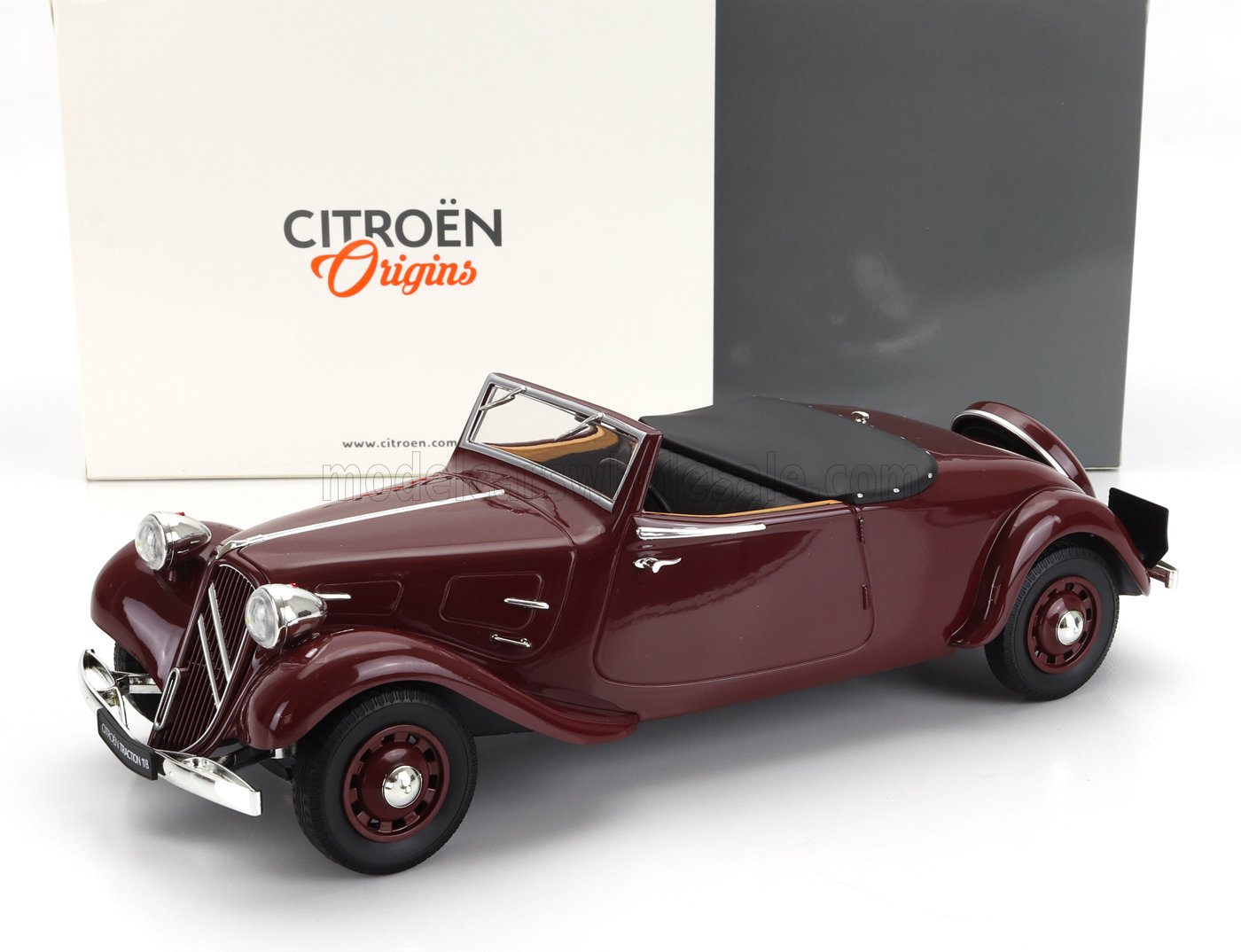 1:18 CITROEN Traction Avant Cabriolet Open (1939), Bordeaux - AMC0191190