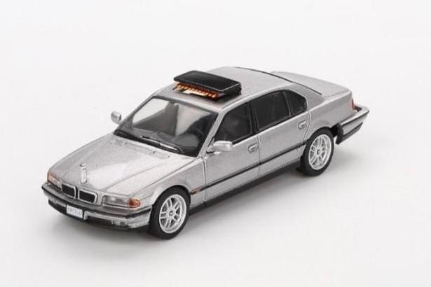1:64 BMW 750IL 'Tomorrow Never Dies' (Japan Poster) - MGT00902-007J-BL