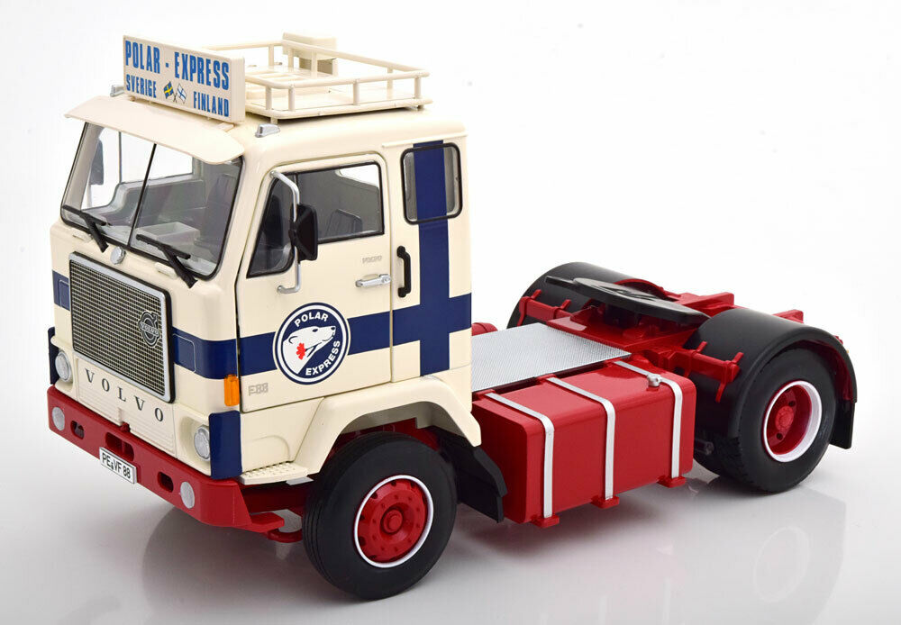 1:18 Volvo F88 1965 'Polar Express' (white/blue/red) - RK180063